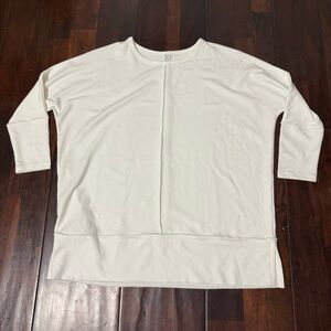 SPANX Perfect Length Top Size XS White Dolman Athleisure Casual 50171R